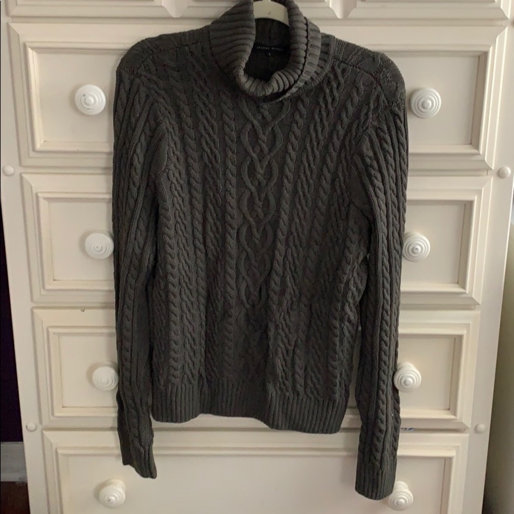 Dark green turtle neck sweater